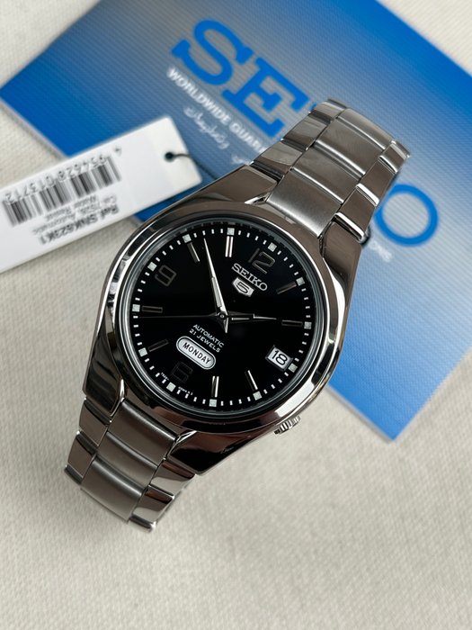 Reloj para Hombre Automático Japonés SEIKO 5 SNK623K1