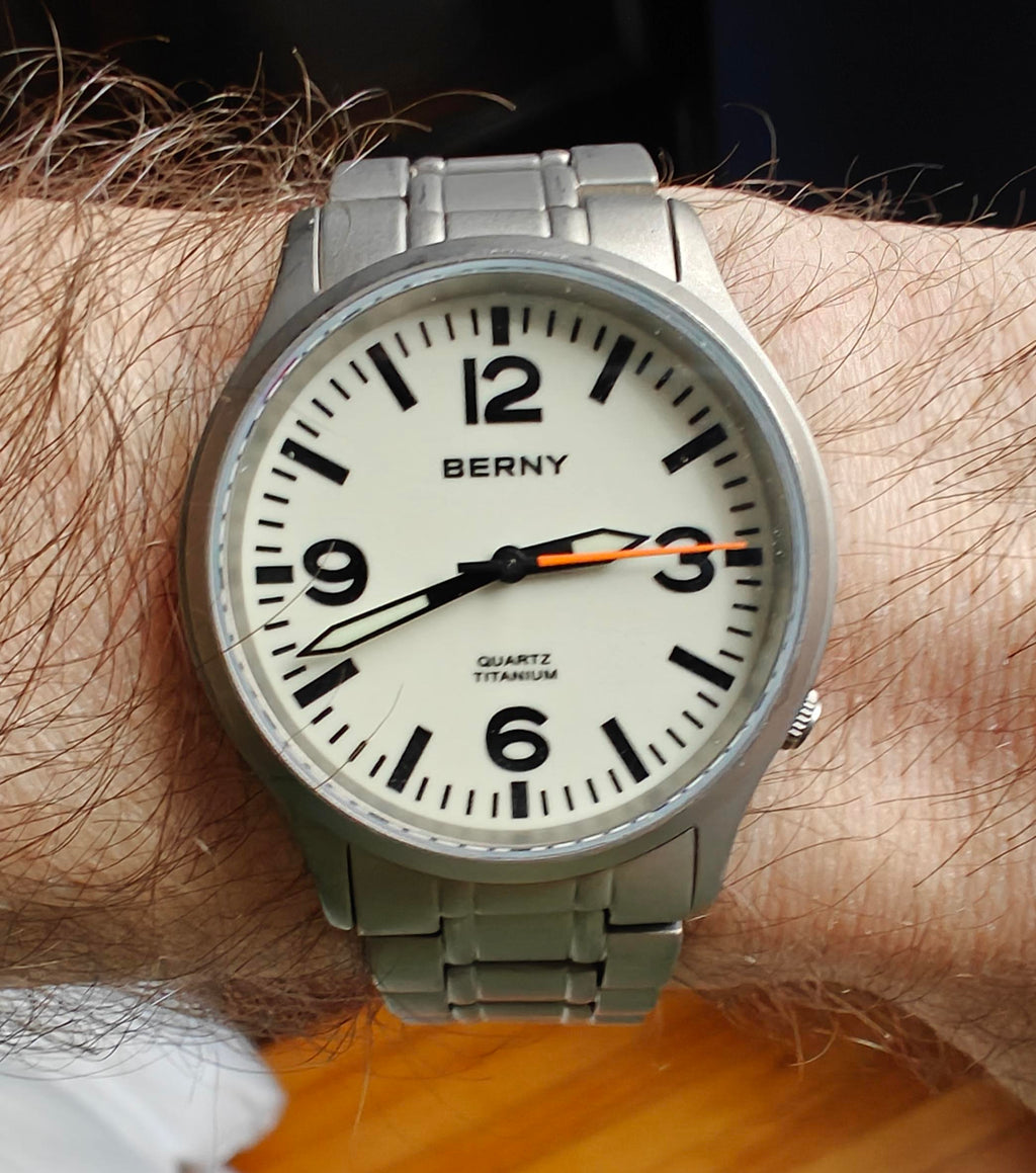 Reloj para Hombre de Titanio BERNY 2576