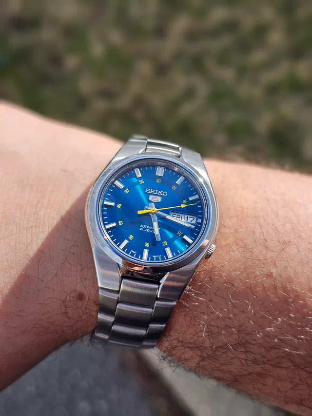 Reloj para Hombre Automático Japonés SEIKO 5 SNK615K1